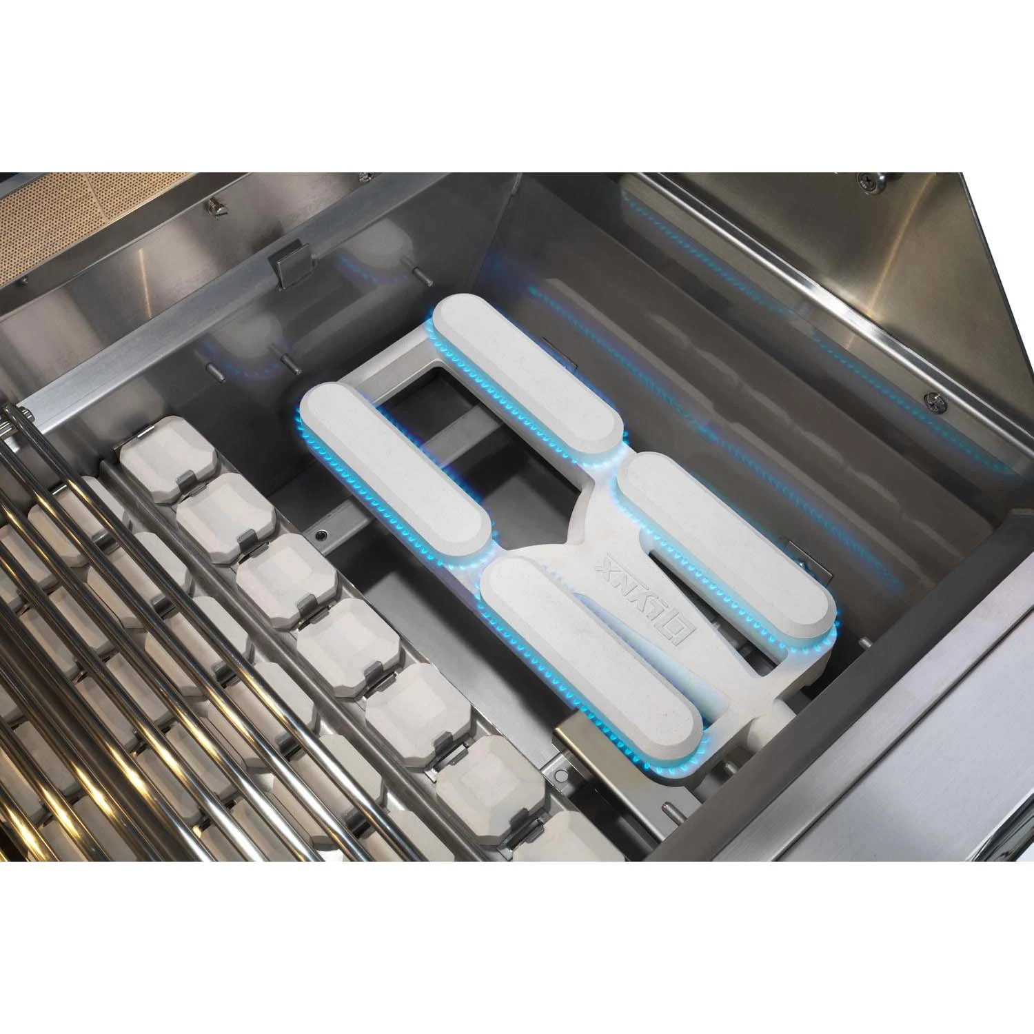 Lynx 30-Inch Built-In Professional Gas Grill with 1 Ceramic & 1 Trident Infrared Burner - L30TR-LP/NG Lynx 30-Inch Built-In Professional Gas Grill With 1 Ceramic & 1 Trident Infrared Burner - L30TR-LP/NG -Elite Patio Direct Shop LynxProfessionalceramicburner 8c928865 6162 4dc6 a6f9 9e6cb46cce0d