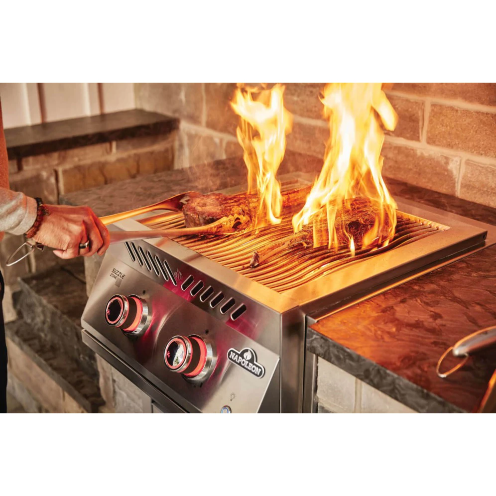 Napoleon 700 Series 18-Inch Built-In Dual Infrared Burner with Stainless Steel Cover - BIB18IR Napoleon 700 Series 18-Inch Built-In Dual Infrared Burner With Stainless Steel Cover - BIB18IR -Elite Patio Direct Shop NapoleonBUILT IN700SERIESDUALINFRAREDBURNER5