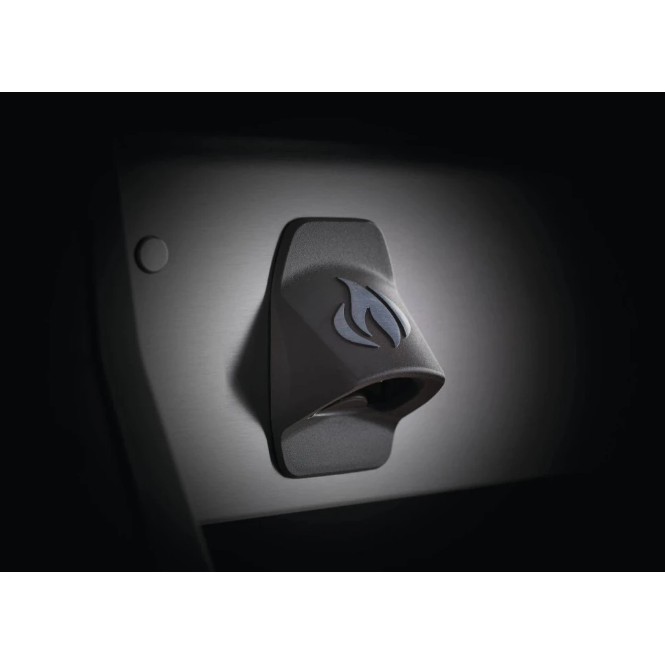 Napoleon Rogue SE 525 Gas Grill with Infrared Rear & Side Burners - RSE525RSIB Napoleon Rogue SE 525 Gas Grill With Infrared Rear & Side Burners - RSE525RSIB -Elite Patio Direct Shop NapoleonROGUESE525RSIB10