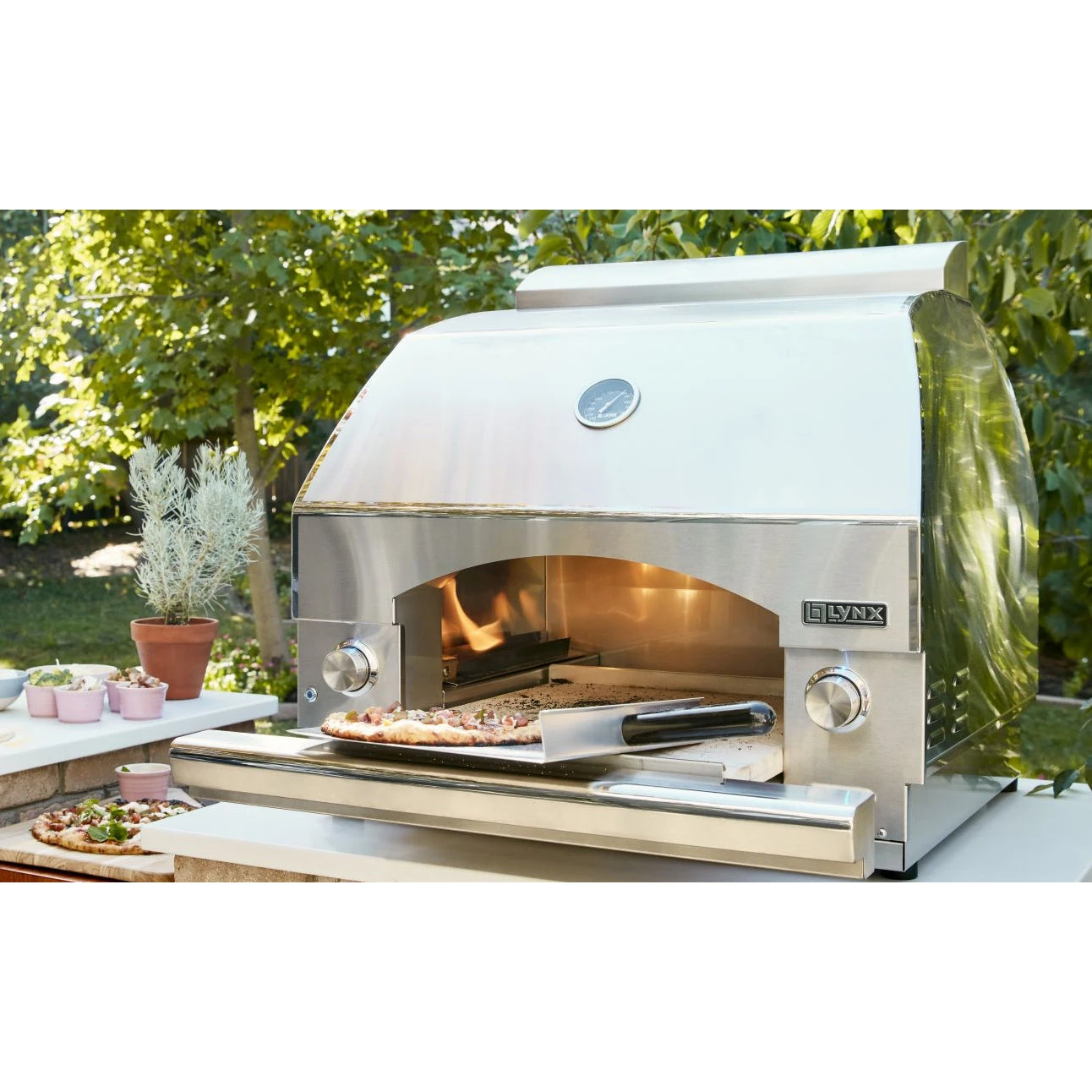 Lynx 30-Inch Built-in/Countertop Napoli Outdoor Oven - LPZA-LP/NG Lynx 30-Inch Built-in/Countertop Napoli Outdoor Oven - LPZA-LP/NG -Elite Patio Direct Shop